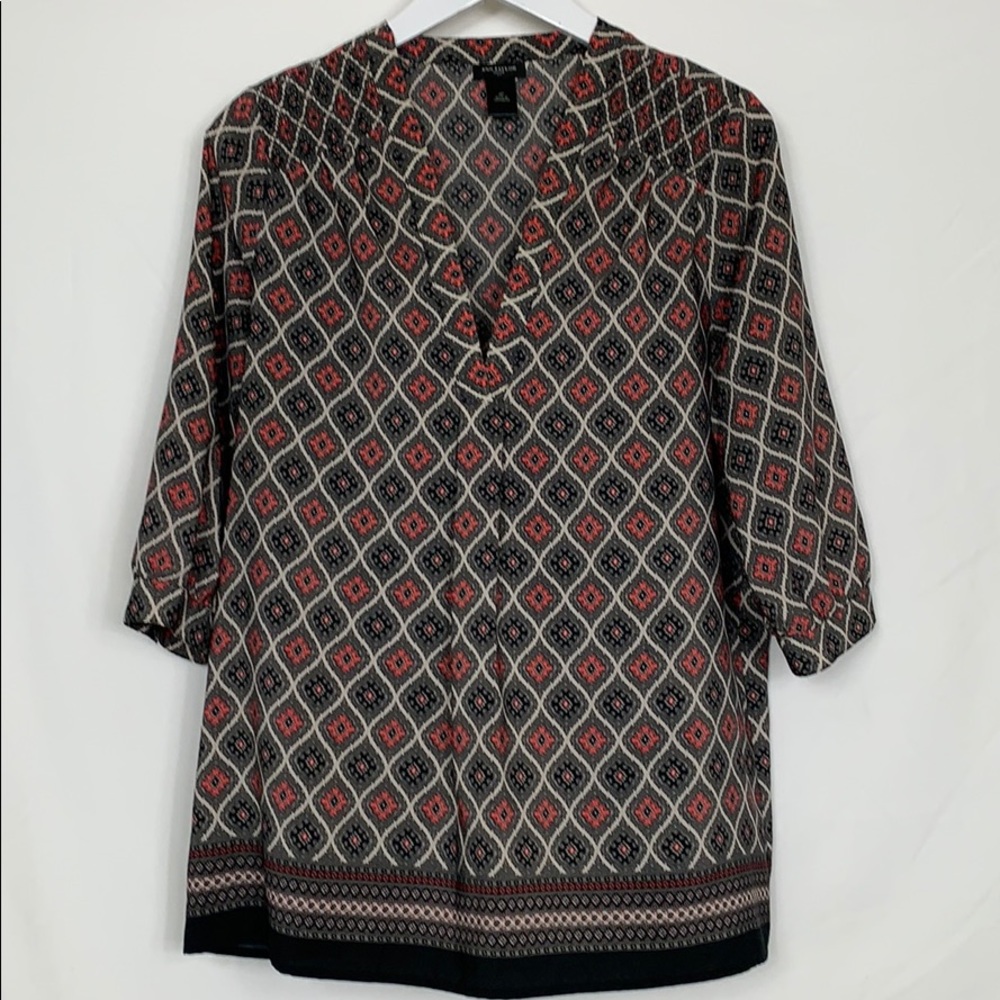 Ann Taylor v neck blouse size Med. petite